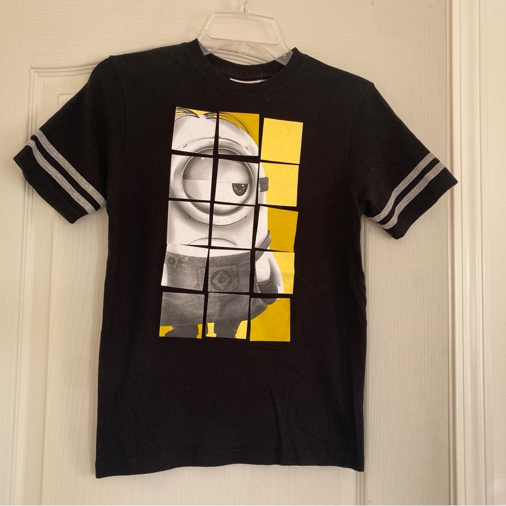 Despicable Me Boys T-shirt | Large